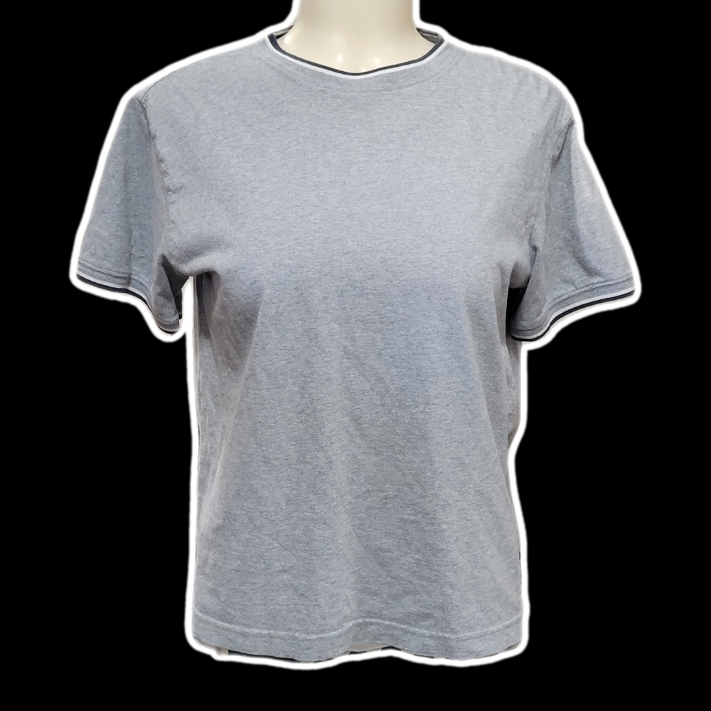 soft 2000s basic old navy tee with blue trim ✮ ⋆ ˚｡𖦹 ⋆｡°✩